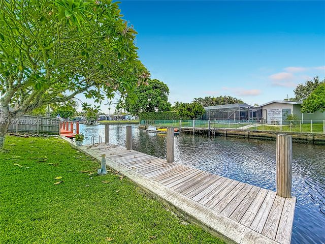 1841 NW 33rd Ct, Oakland Park, FL 33309