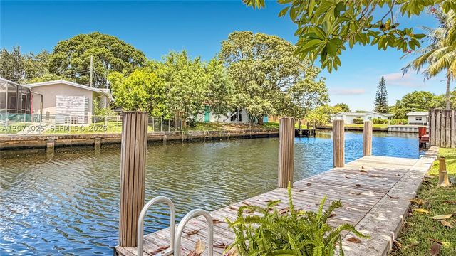 1841 NW 33rd Ct, Oakland Park, FL 33309