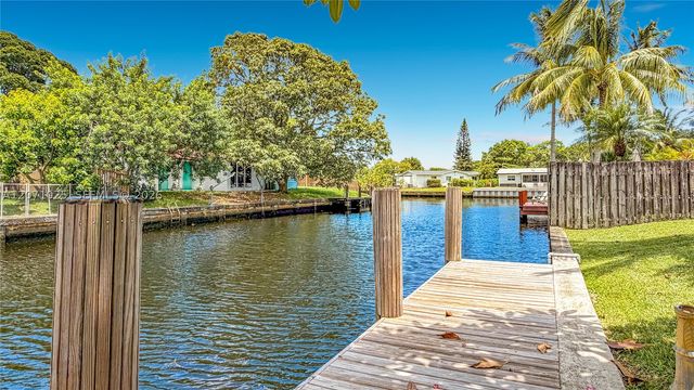 1841 NW 33rd Ct, Oakland Park, FL 33309
