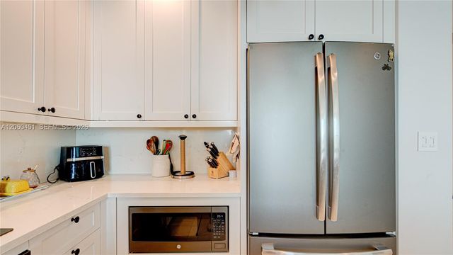 315 NE 3rd Avenue 1908, Fort Lauderdale, FL 33301