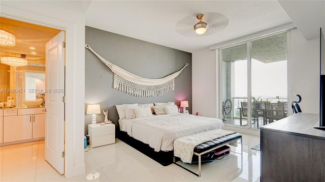 315 NE 3rd Avenue 1908, Fort Lauderdale, FL 33301