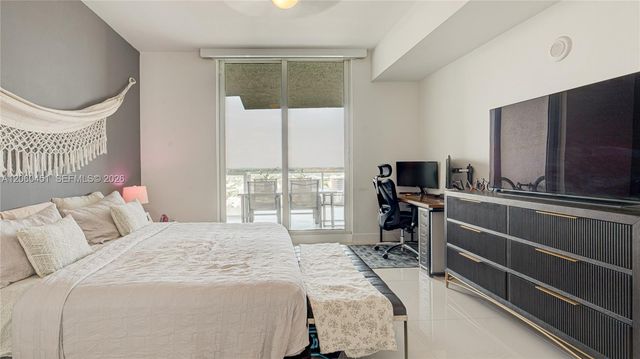 315 NE 3rd Avenue 1908, Fort Lauderdale, FL 33301