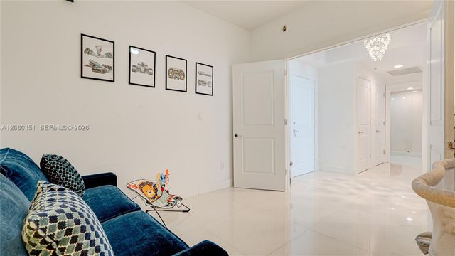 315 NE 3rd Avenue 1908, Fort Lauderdale, FL 33301