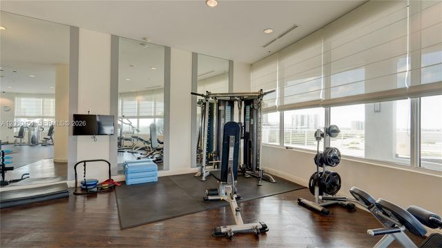 315 NE 3rd Avenue 1908, Fort Lauderdale, FL 33301