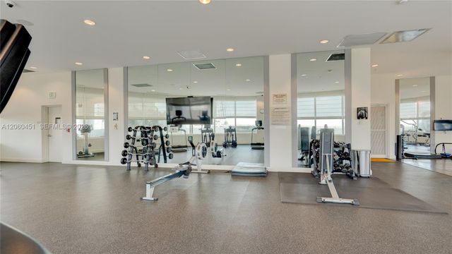 315 NE 3rd Avenue 1908, Fort Lauderdale, FL 33301