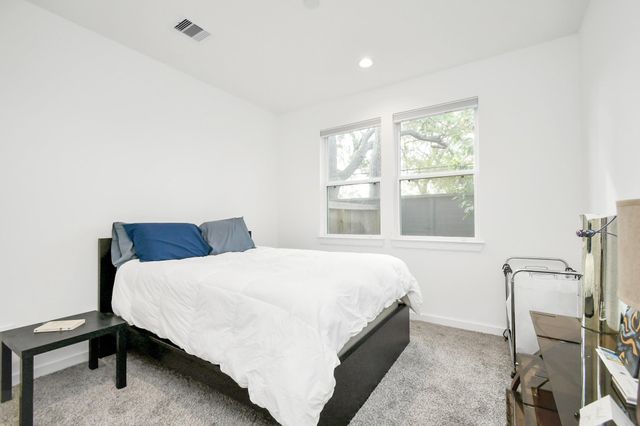 1107 Highland Square Lane, Houston, TX 77091