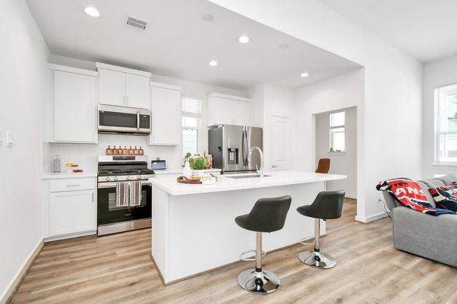 1107 Highland Square Lane, Houston, TX 77091