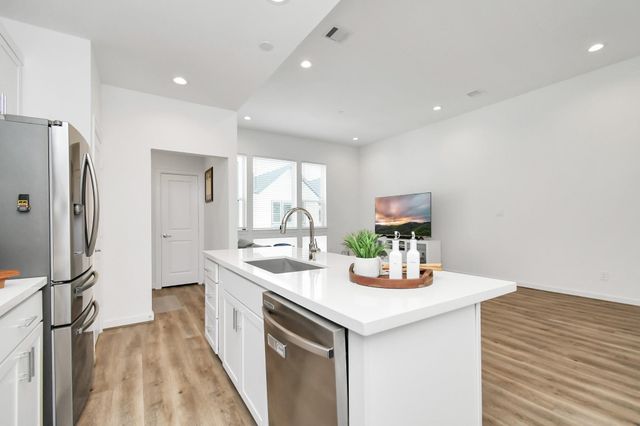 1107 Highland Square Lane, Houston, TX 77091