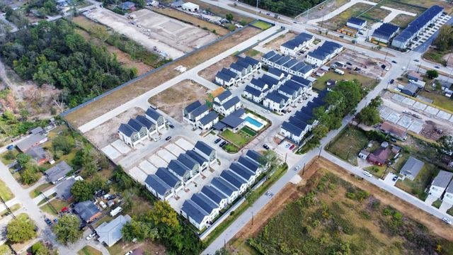 1107 Highland Square Lane, Houston, TX 77091