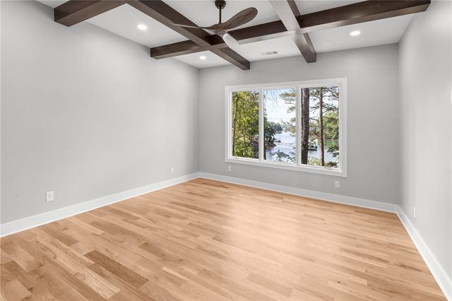 713 Bay Harbor Lane, Seneca, SC 29672