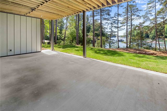 713 Bay Harbor Lane, Seneca, SC 29672