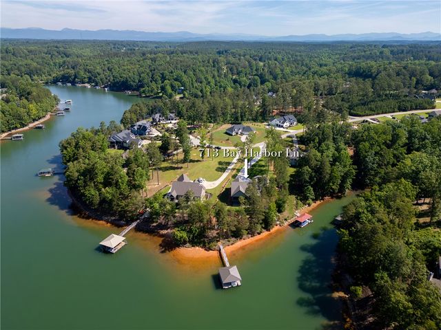 713 Bay Harbor Lane, Seneca, SC 29672