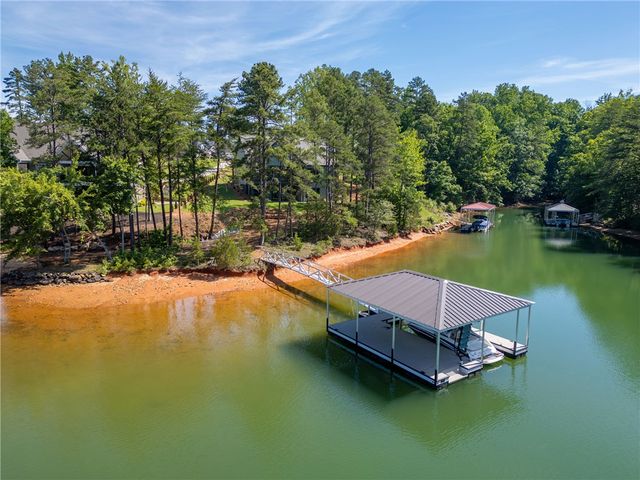 713 Bay Harbor Lane, Seneca, SC 29672