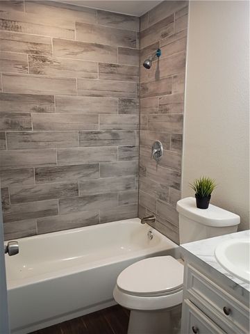 1652 16th St, Corpus Christi, TX 78404