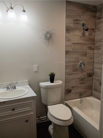 1652 16th St, Corpus Christi, TX 78404