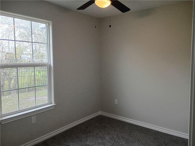 1652 16th St, Corpus Christi, TX 78404