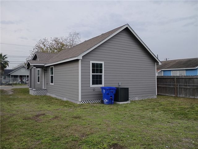1652 16th St, Corpus Christi, TX 78404