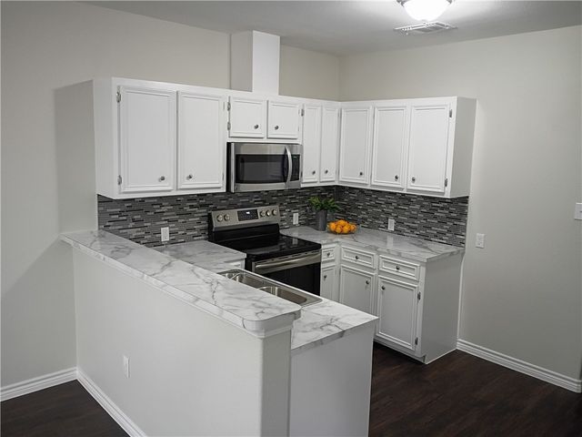 1652 16th St, Corpus Christi, TX 78404