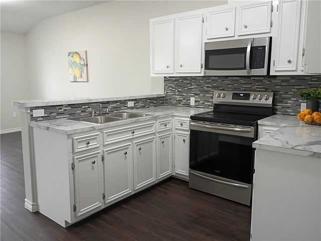 1652 16th St, Corpus Christi, TX 78404