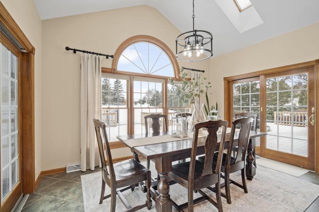 8605 S River Terrace DRIVE, Franklin, WI 53132