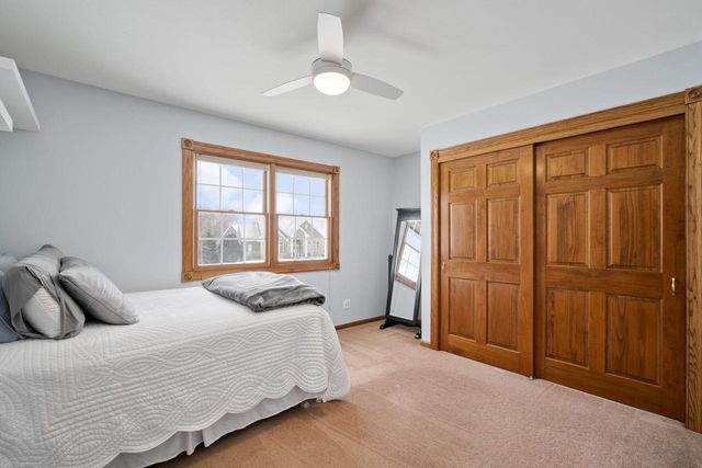 8605 S River Terrace DRIVE, Franklin, WI 53132