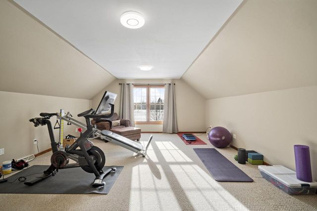 8605 S River Terrace DRIVE, Franklin, WI 53132