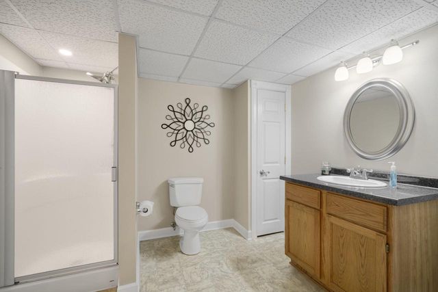 8605 S River Terrace DRIVE, Franklin, WI 53132