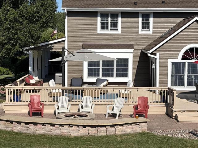 8605 S River Terrace DRIVE, Franklin, WI 53132