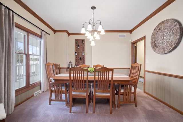 8605 S River Terrace DRIVE, Franklin, WI 53132