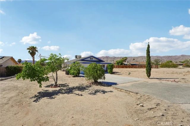 72731 Larrea Avenue, 29 Palms, CA 92277
