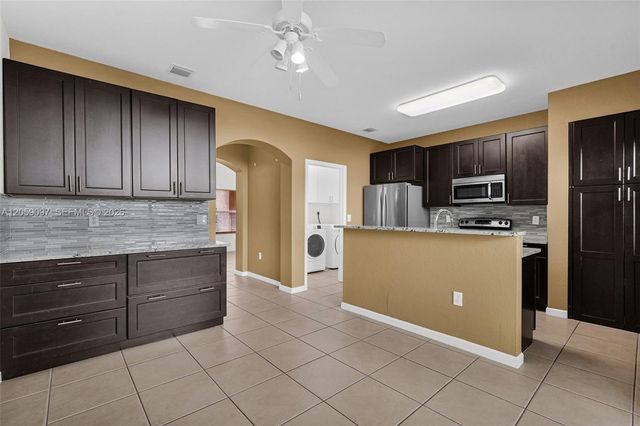 2641 SW 120th Terrace 2052, Miramar, FL 33025