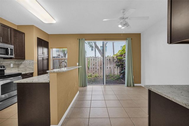 2641 SW 120th Terrace 2052, Miramar, FL 33025