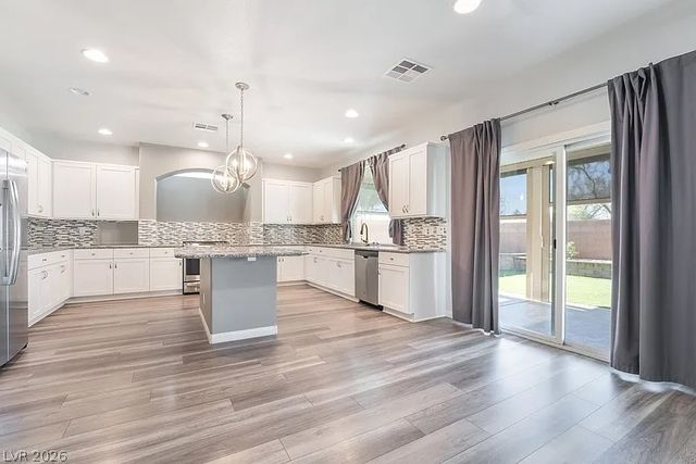 9883 Russian Hill Street, Las Vegas, NV 89141