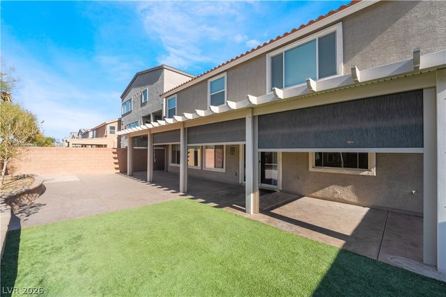 9883 Russian Hill Street, Las Vegas, NV 89141