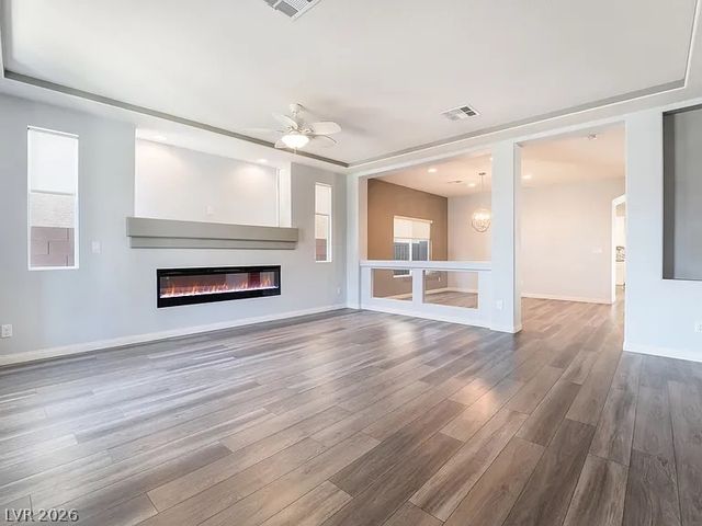 9883 Russian Hill Street, Las Vegas, NV 89141