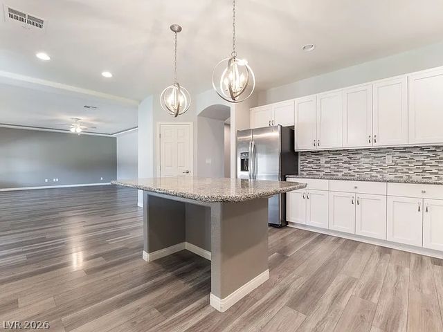 9883 Russian Hill Street, Las Vegas, NV 89141