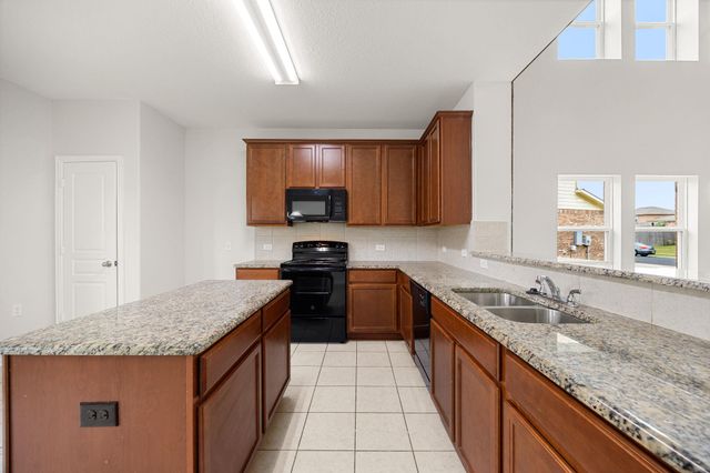 3000 Ortman DR, Pflugerville, TX 78660