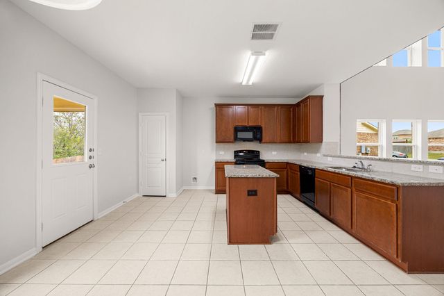 3000 Ortman DR, Pflugerville, TX 78660