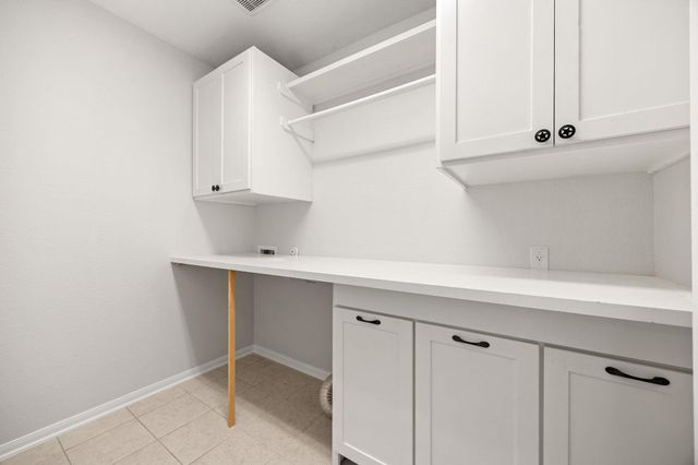 3000 Ortman DR, Pflugerville, TX 78660