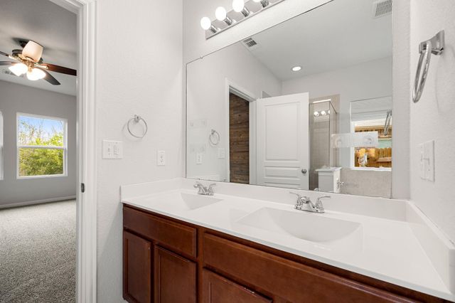 3000 Ortman DR, Pflugerville, TX 78660