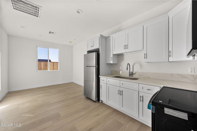 9709 Susan Avenue, California City, CA 93505