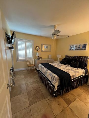 5164 BEACH DRIVE SE B furnished, St Petersburg, FL 33705