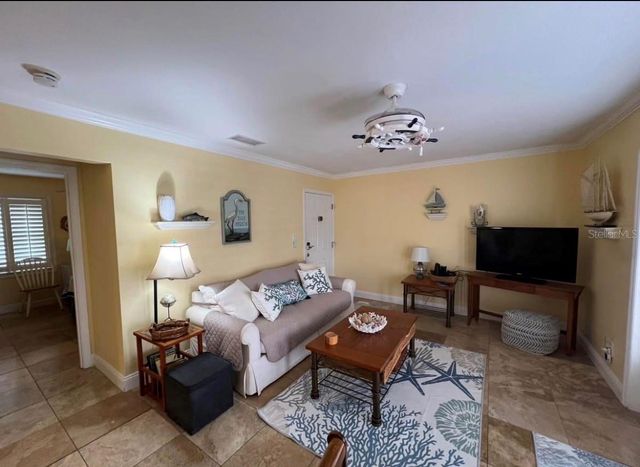 5164 BEACH DRIVE SE B furnished, St Petersburg, FL 33705
