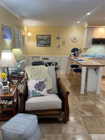 5164 BEACH DRIVE SE B furnished, St Petersburg, FL 33705