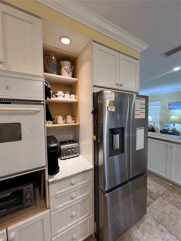 5164 BEACH DRIVE SE B furnished, St Petersburg, FL 33705