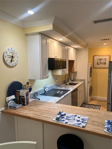 5164 BEACH DRIVE SE B furnished, St Petersburg, FL 33705