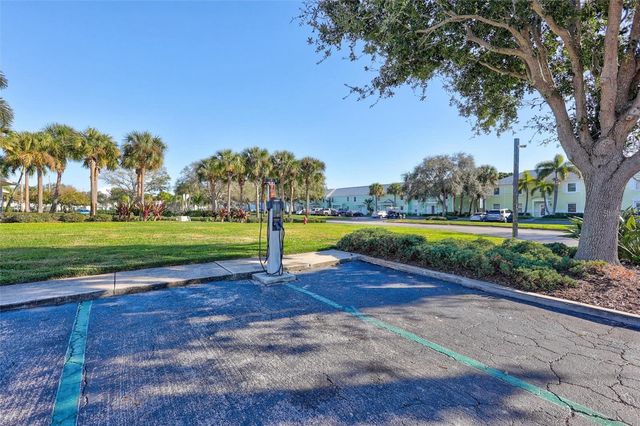 5164 BEACH DRIVE SE B furnished, St Petersburg, FL 33705