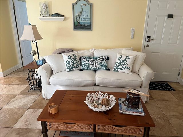 5164 BEACH DRIVE SE B furnished, St Petersburg, FL 33705