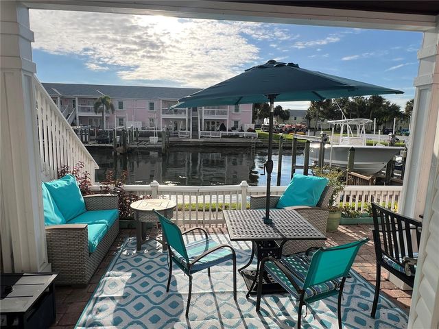 5164 BEACH DRIVE SE B furnished, St Petersburg, FL 33705