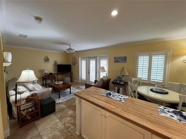 5164 BEACH DRIVE SE B furnished, St Petersburg, FL 33705